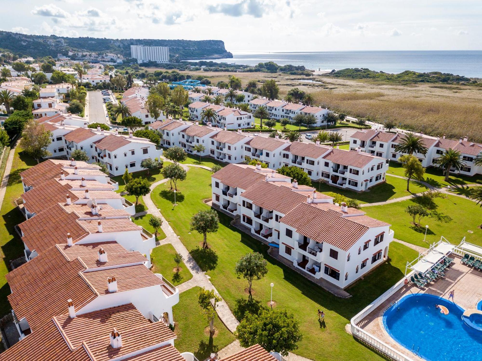 Apartamentos Son Bou Gardens By Menorcarentals Eksteriør billede